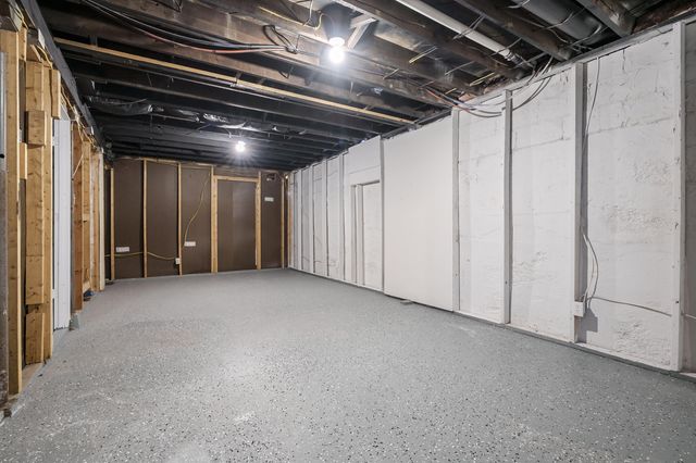 546 Washburn Avenue, Kalamazoo, MI 49048