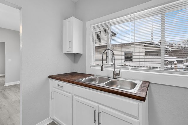 546 Washburn Avenue, Kalamazoo, MI 49048