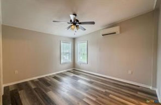 3627 N Katy Road, Ross, TX 76640