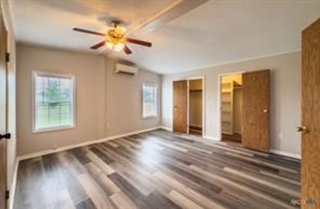 3627 N Katy Road, Ross, TX 76640