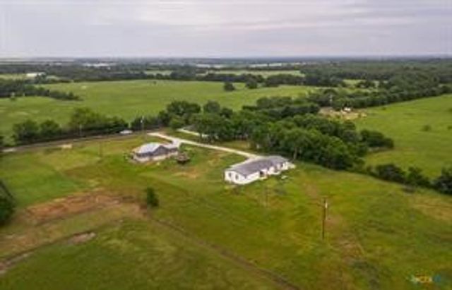 3627 N Katy Road, Ross, TX 76640