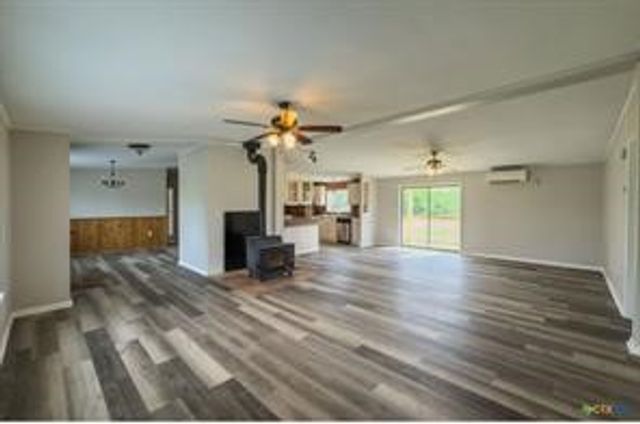 3627 N Katy Road, Ross, TX 76640