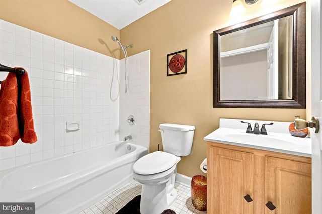 5018 WALNUT ST, Philadelphia, PA 19139