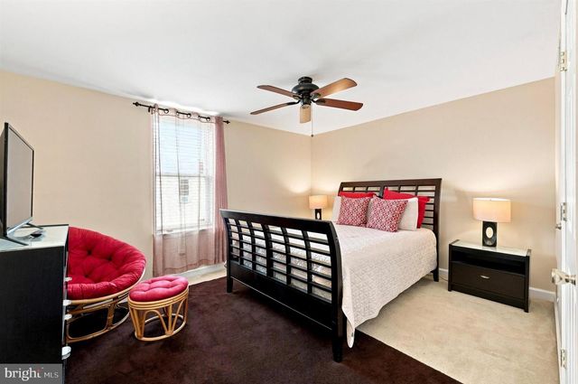 5018 WALNUT ST, Philadelphia, PA 19139
