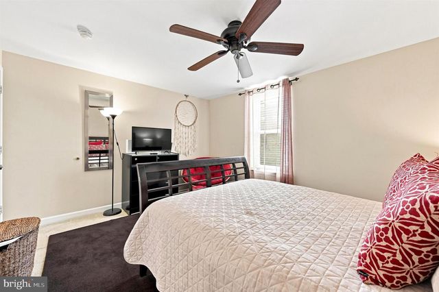5018 WALNUT ST, Philadelphia, PA 19139