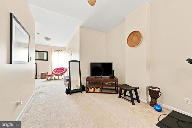 5018 WALNUT ST, Philadelphia, PA 19139