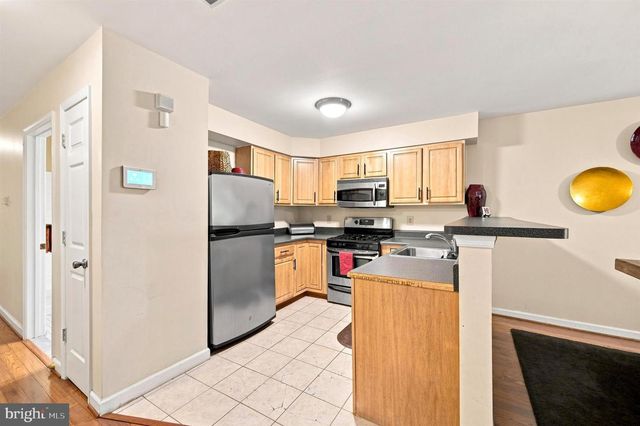 5018 WALNUT ST, Philadelphia, PA 19139