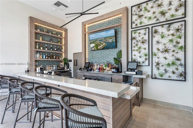 4010 S Ocean Drive R2804, Hollywood, FL 33019