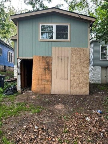 2514 Monroe Avenue, Kansas City, MO 64127