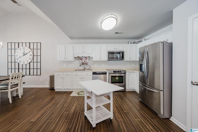 2270 ASCOT LANE, Birmingham, AL 35216