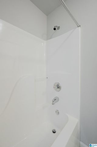 2270 ASCOT LANE, Birmingham, AL 35216