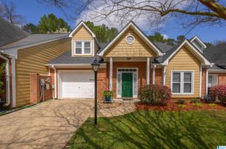 2270 ASCOT LANE, Birmingham, AL 35216