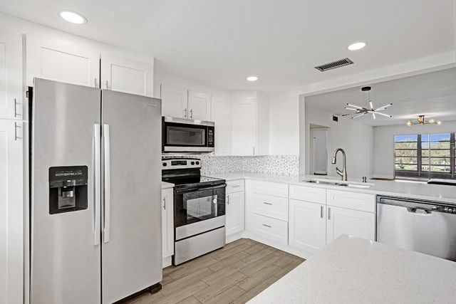 4301 Martinique Circle E4, Coconut Creek, FL 33066