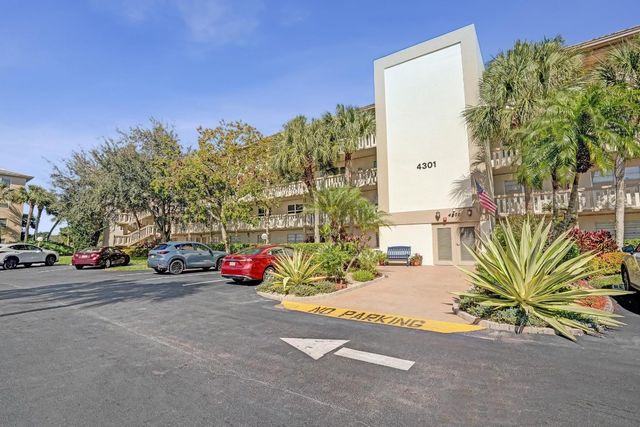4301 Martinique Circle E4, Coconut Creek, FL 33066