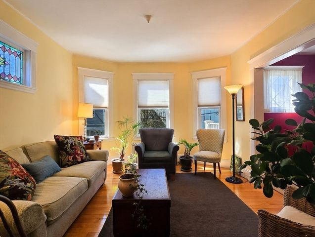 3 Warwick Park 2, Cambridge, MA 02140
