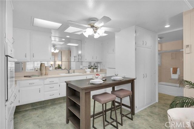 1491 Golden Rain Road 91J, Seal Beach, CA 90740