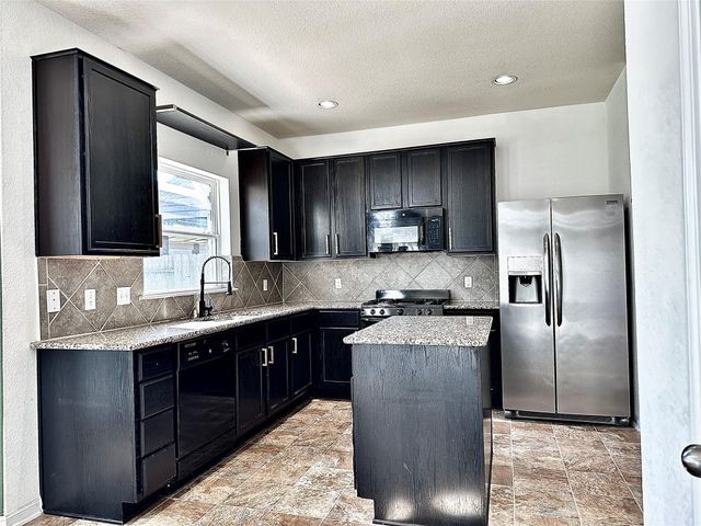 15218 Loys Coves Court, Humble, TX 77396