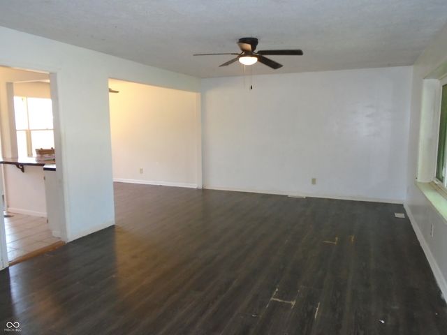 7745 Landau Lane, Indianapolis, IN 46227