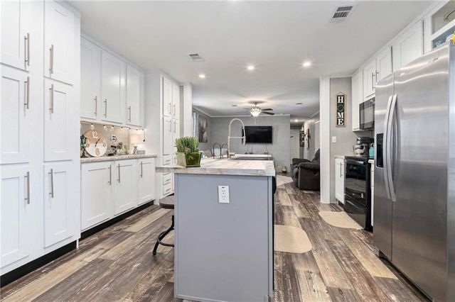 9951 March Pointe Drive, Theodore, AL 36582