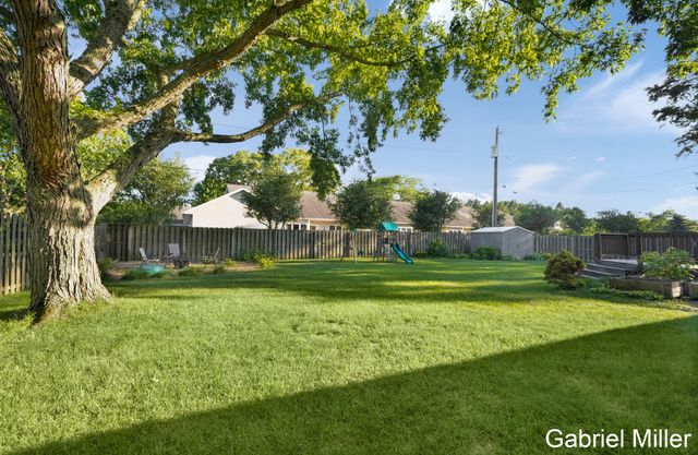 1600 Barbara Ann Drive, Stevensville, MI 49127