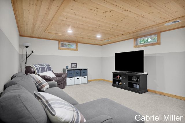1600 Barbara Ann Drive, Stevensville, MI 49127