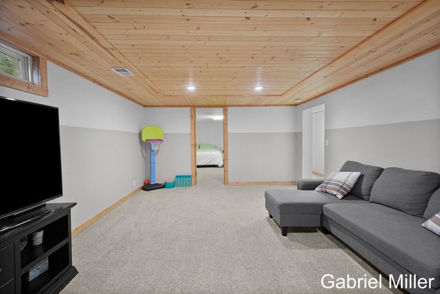 1600 Barbara Ann Drive, Stevensville, MI 49127