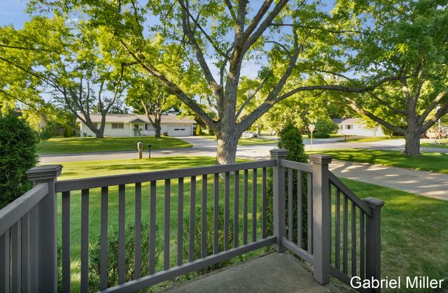 1600 Barbara Ann Drive, Stevensville, MI 49127