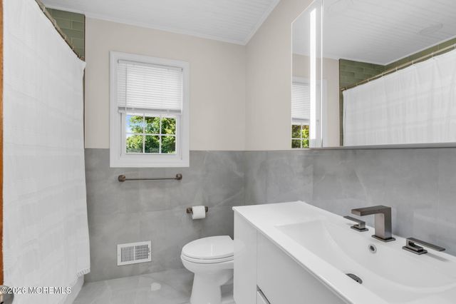 3 Kevin Court, Jackson, NJ 08527