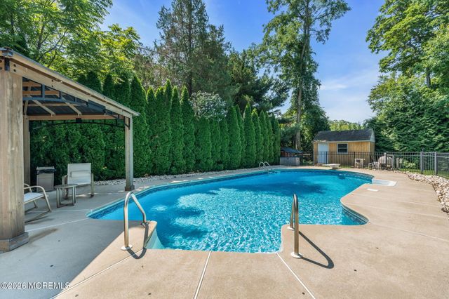 3 Kevin Court, Jackson, NJ 08527