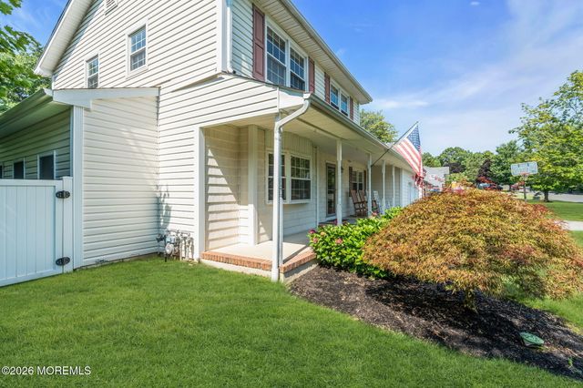 3 Kevin Court, Jackson, NJ 08527
