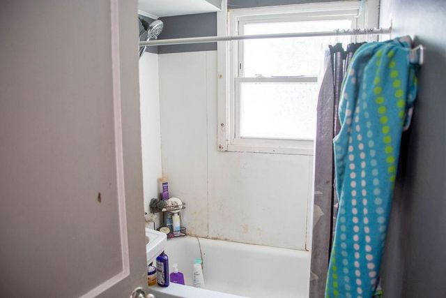 103 E 4th Street, Carrollton, MO 64633