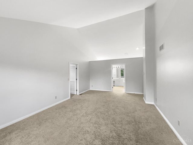 6 Clarke Court, Glendale, OH 45246