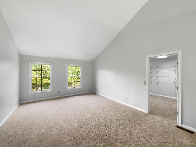 6 Clarke Court, Glendale, OH 45246