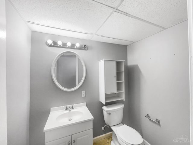 6 Clarke Court, Glendale, OH 45246