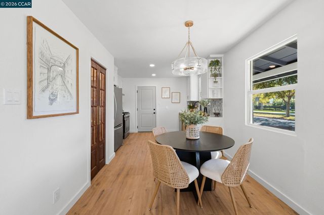 1328 Mesa St, Concord, CA 94518