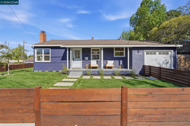 1328 Mesa St, Concord, CA 94518