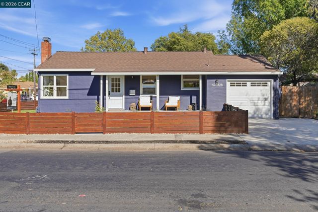 1328 Mesa St, Concord, CA 94518