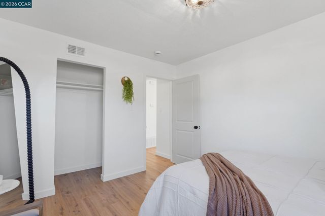 1328 Mesa St, Concord, CA 94518