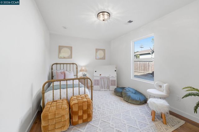 1328 Mesa St, Concord, CA 94518