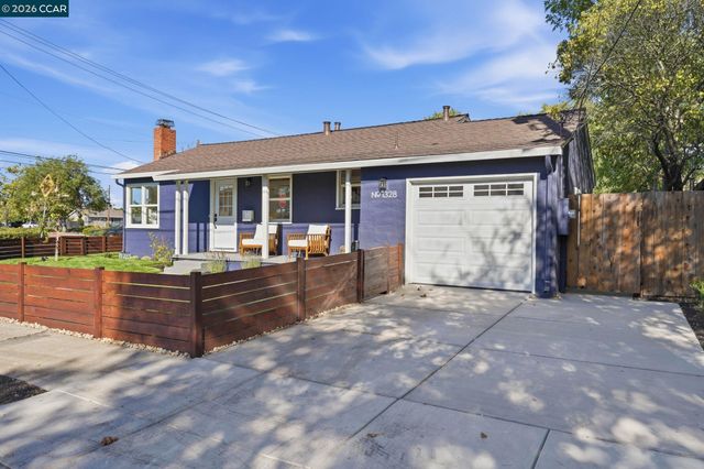 1328 Mesa St, Concord, CA 94518