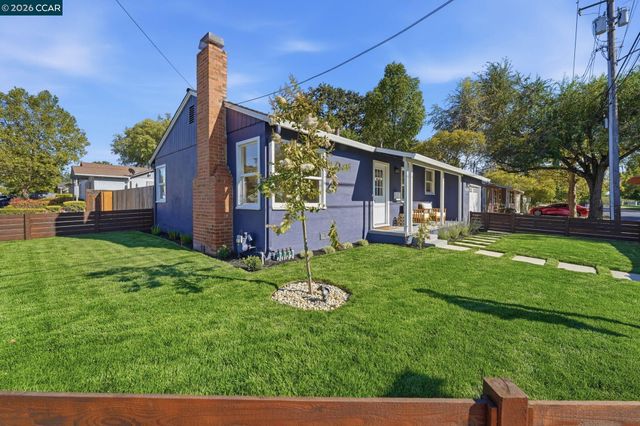 1328 Mesa St, Concord, CA 94518
