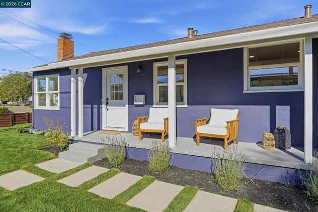 1328 Mesa St, Concord, CA 94518