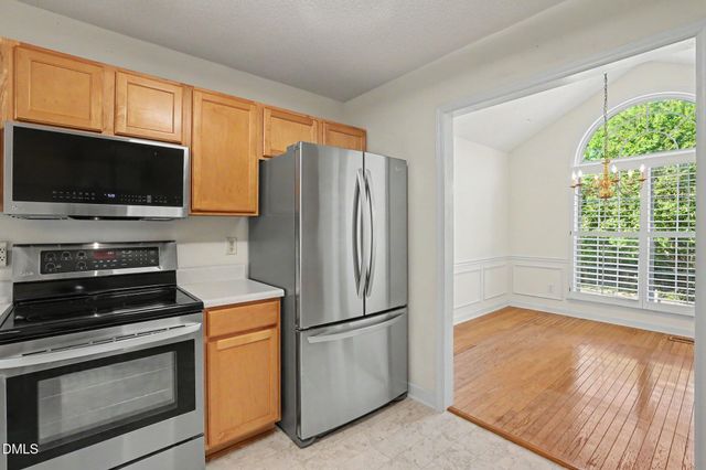8516 Plimoth Hill Drive, Wake Forest, NC 27587