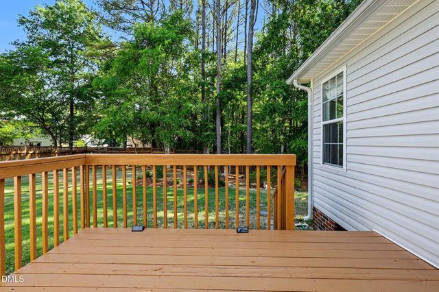 8516 Plimoth Hill Drive, Wake Forest, NC 27587