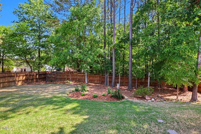8516 Plimoth Hill Drive, Wake Forest, NC 27587