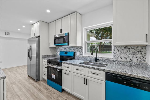1435 EDEN DRIVE, Apopka, FL 32703