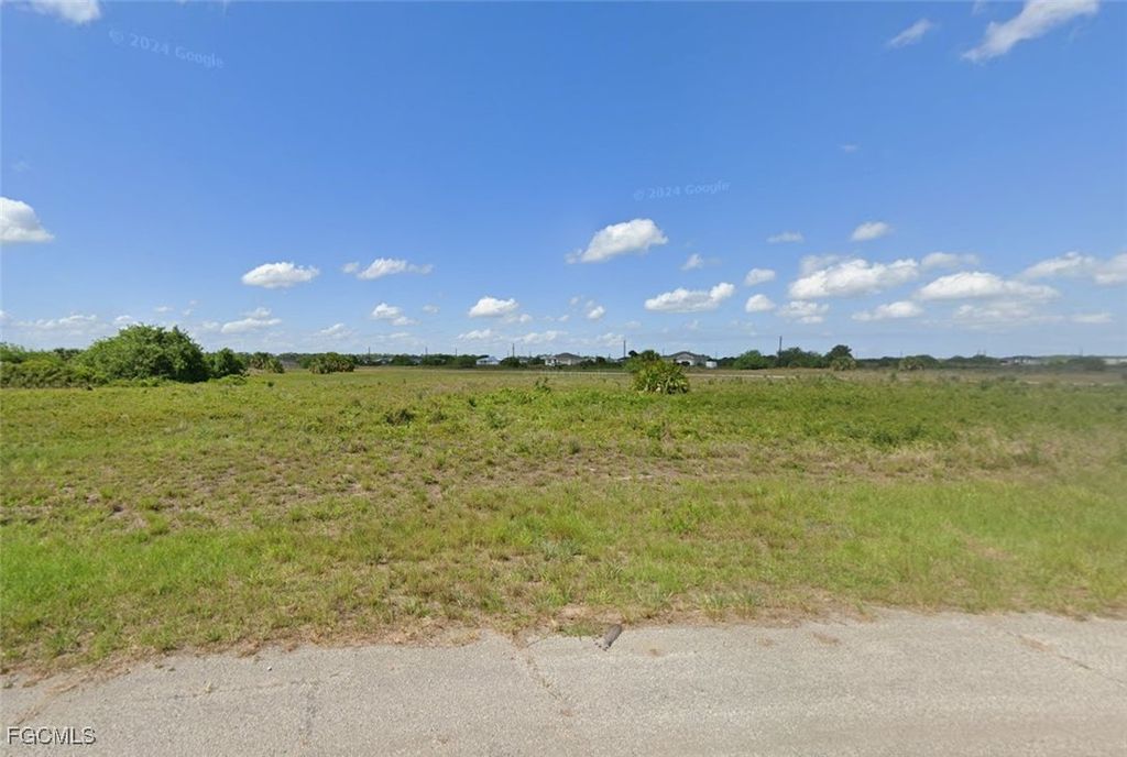 387 Neighborly RD, Labelle, FL 33935