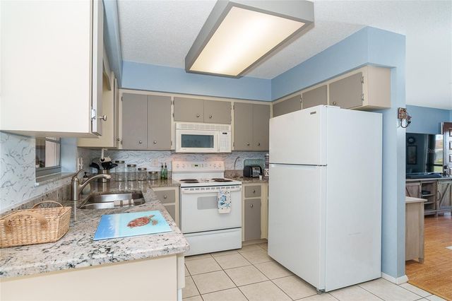 203 HIGH POINT DRIVE 203B, Englewood, FL 34223