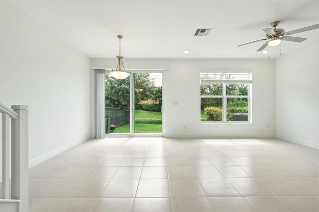 4364 Veleiros Avenue, Deerfield Beach, FL 33064