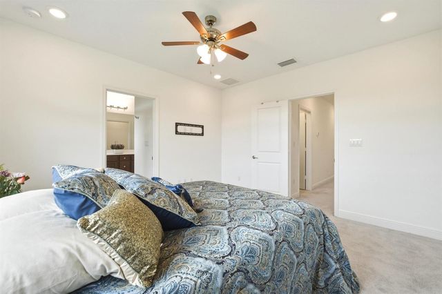 4364 Veleiros Avenue, Deerfield Beach, FL 33064